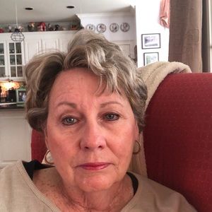 Meet your Posher, Pam